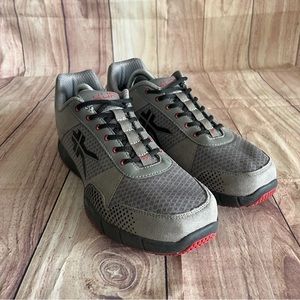 Men’s Kuru Quantum shoes size 11.5